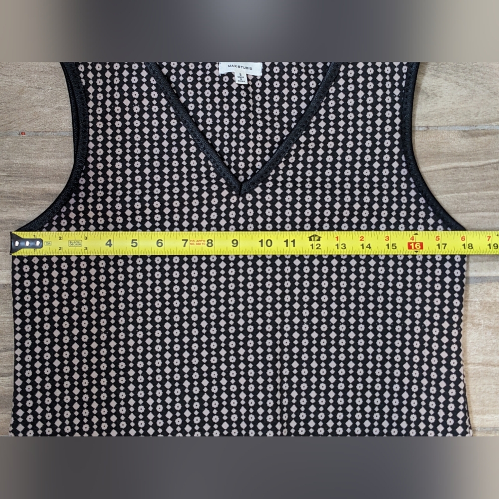 Max Studio Retro Patterned Sheath Dress - Picture 14 of 14
